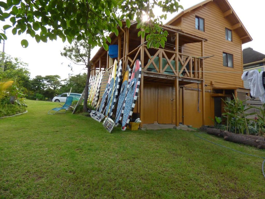 Hotel Tropical Surf House Okinawa Onna Zewnętrze zdjęcie