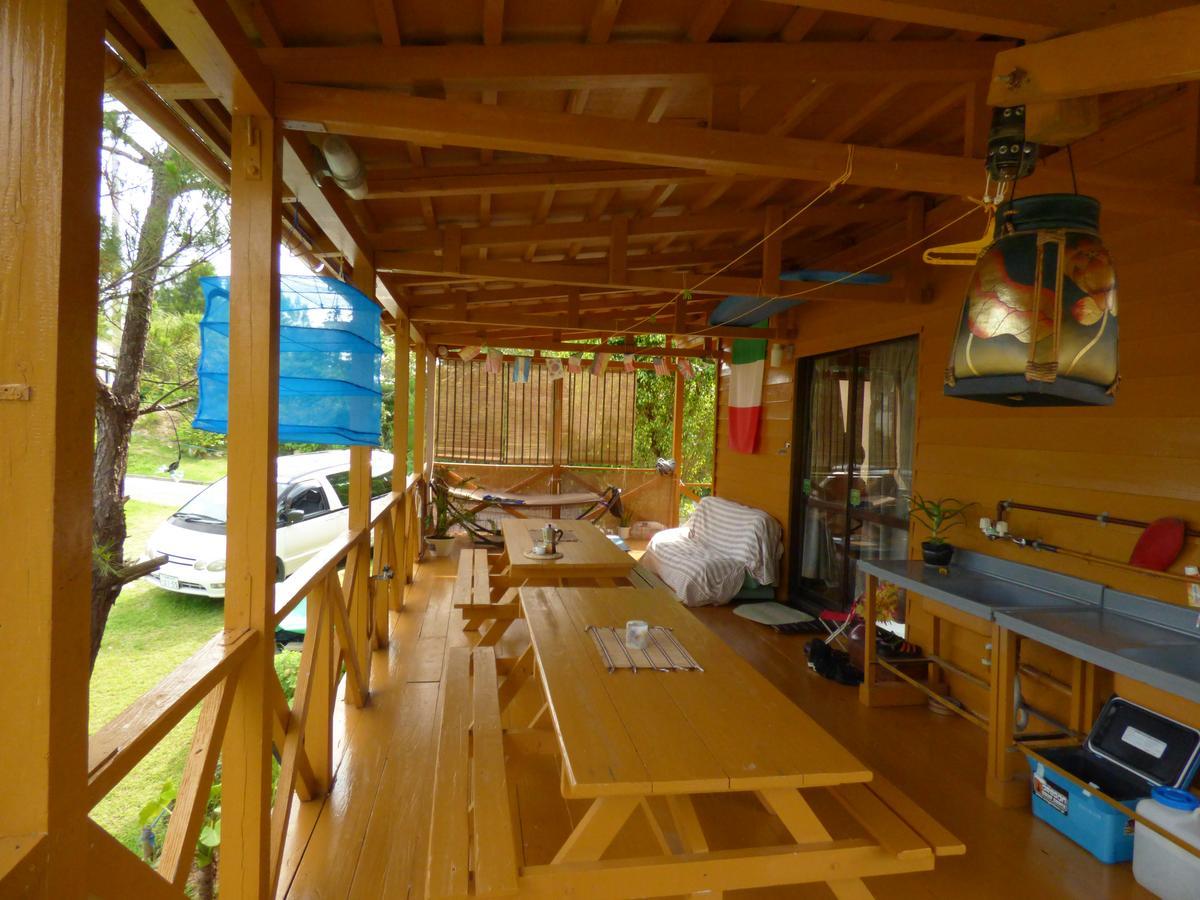 Hotel Tropical Surf House Okinawa Onna Zewnętrze zdjęcie